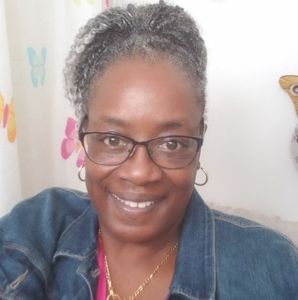 Meet your Posher, Jeanette